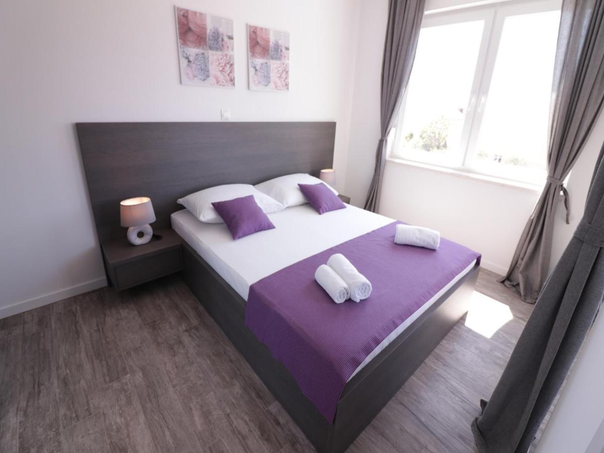 Apartments & Rooms Danivan Pool Villas B โนวาลยา ห้อง รูปภาพ
