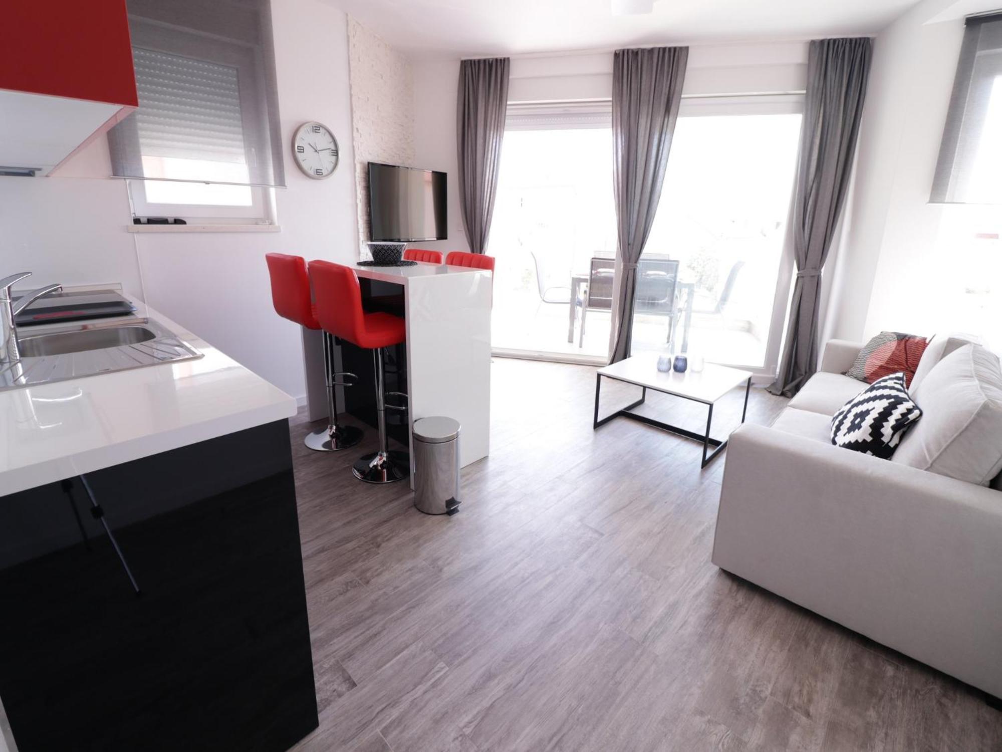 Apartments & Rooms Danivan Pool Villas B โนวาลยา ห้อง รูปภาพ