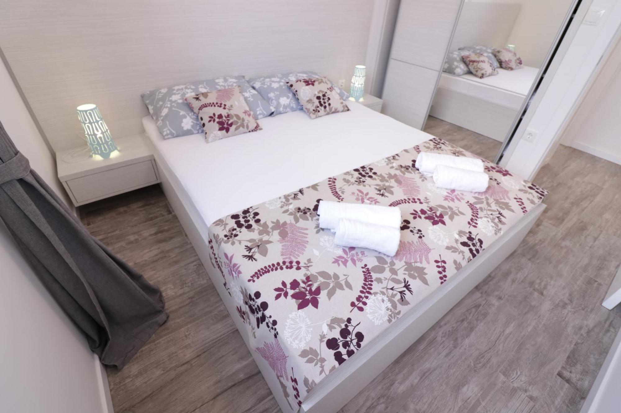 Apartments & Rooms Danivan Pool Villas B โนวาลยา ห้อง รูปภาพ