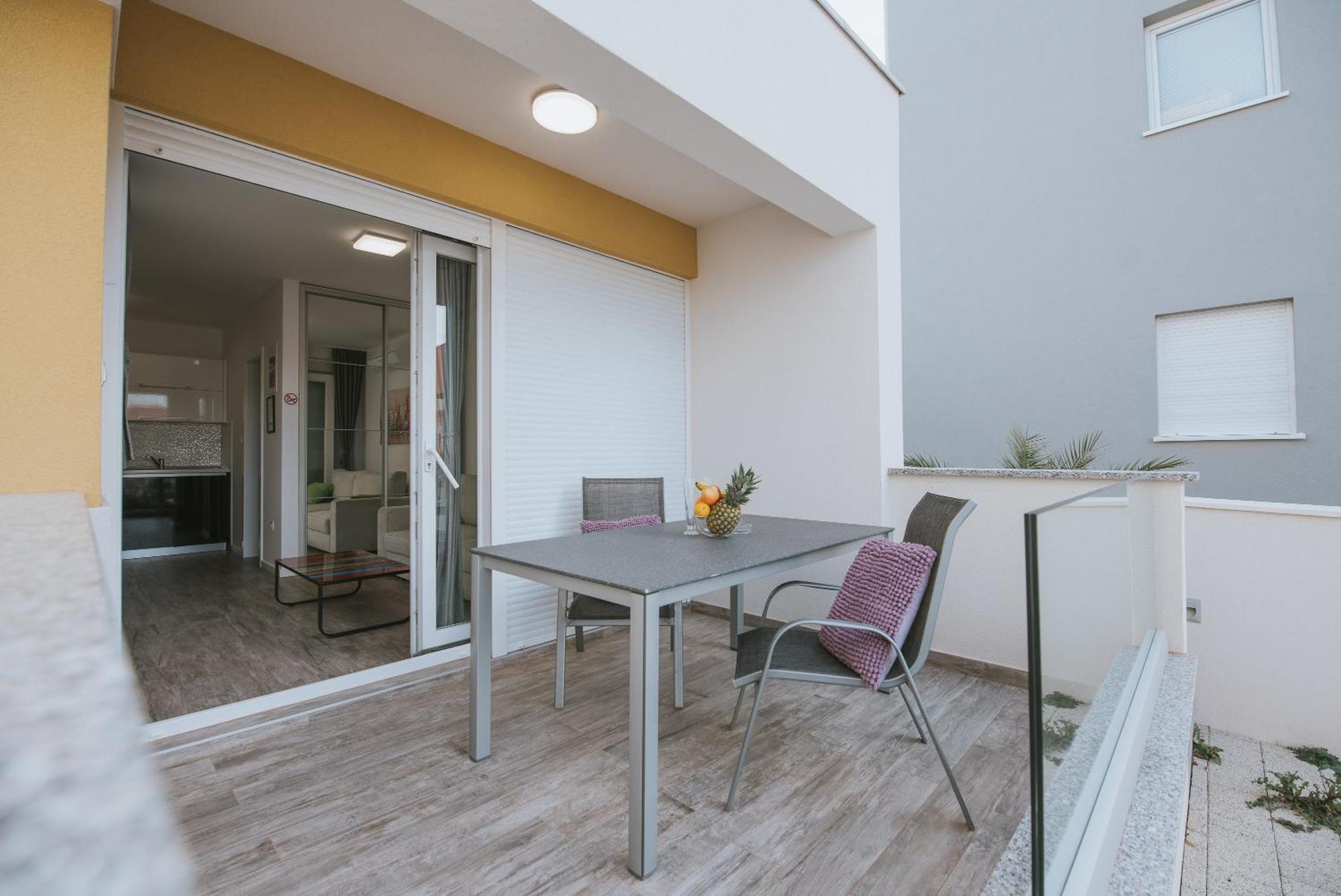 Apartments & Rooms Danivan Pool Villas B โนวาลยา ห้อง รูปภาพ